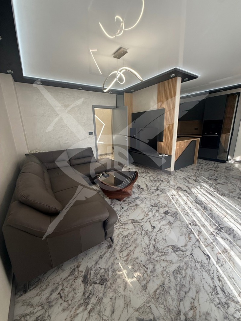 Под наем 3-СТАЕН, град София, Студентски град • 1200 € / 2347.00 лв. • 10462796 1 — Holmes.bg Под наем 3-СТАЕН, град София, Студентски град • 1200 € / 2347.00 лв. • 10462796 1