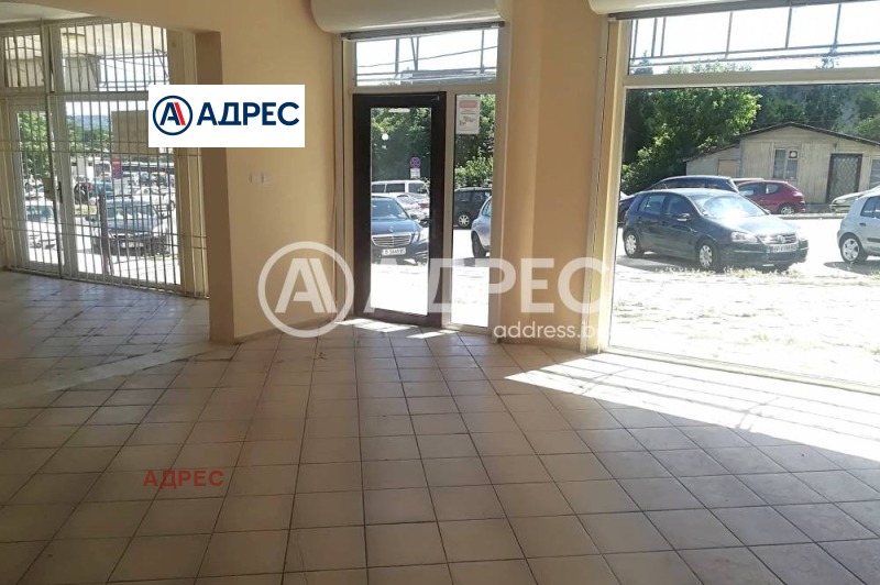 Под наем МАГАЗИН, град Варна, ЖП Гара • 1200 € • 12881472 1 — Holmes.bg Под наем МАГАЗИН, град Варна, ЖП Гара • 1200 € • 12881472 1