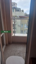 Под наем 2-СТАЕН, град София, Белите брези • 600 € / 1173.50 лв. • 74138452 8 — Holmes.bg Под наем 2-СТАЕН, град София, Белите брези • 600 € / 1173.50 лв. • 74138452 8