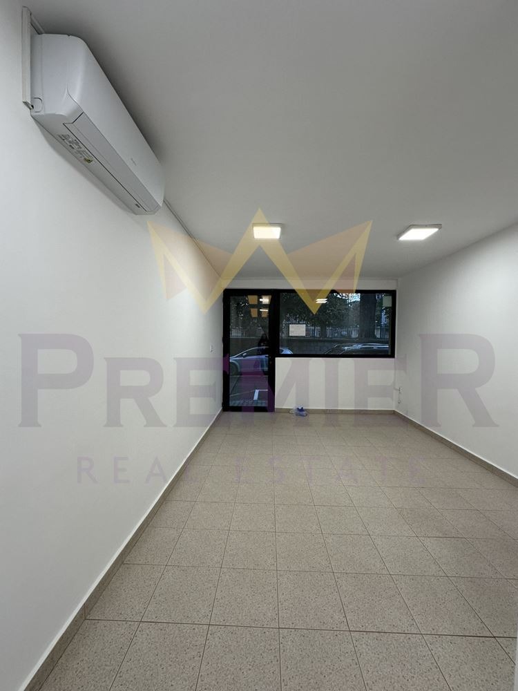 Под наем ОФИС, град Варна, Център • 911 € / 1781.76 лв. • 92178658 1 — Holmes.bg Под наем ОФИС, град Варна, Център • 911 € / 1781.76 лв. • 92178658 1
