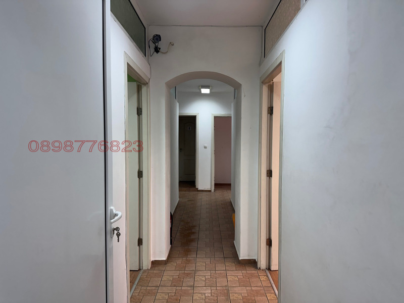 Под наем ОФИС, град Русе, Център • 950 € • 45130309 1 — Holmes.bg Под наем ОФИС, град Русе, Център • 950 € • 45130309 1