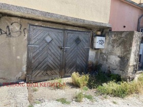 Дава под наем Гараж, Паркомясто, град Велико Търново