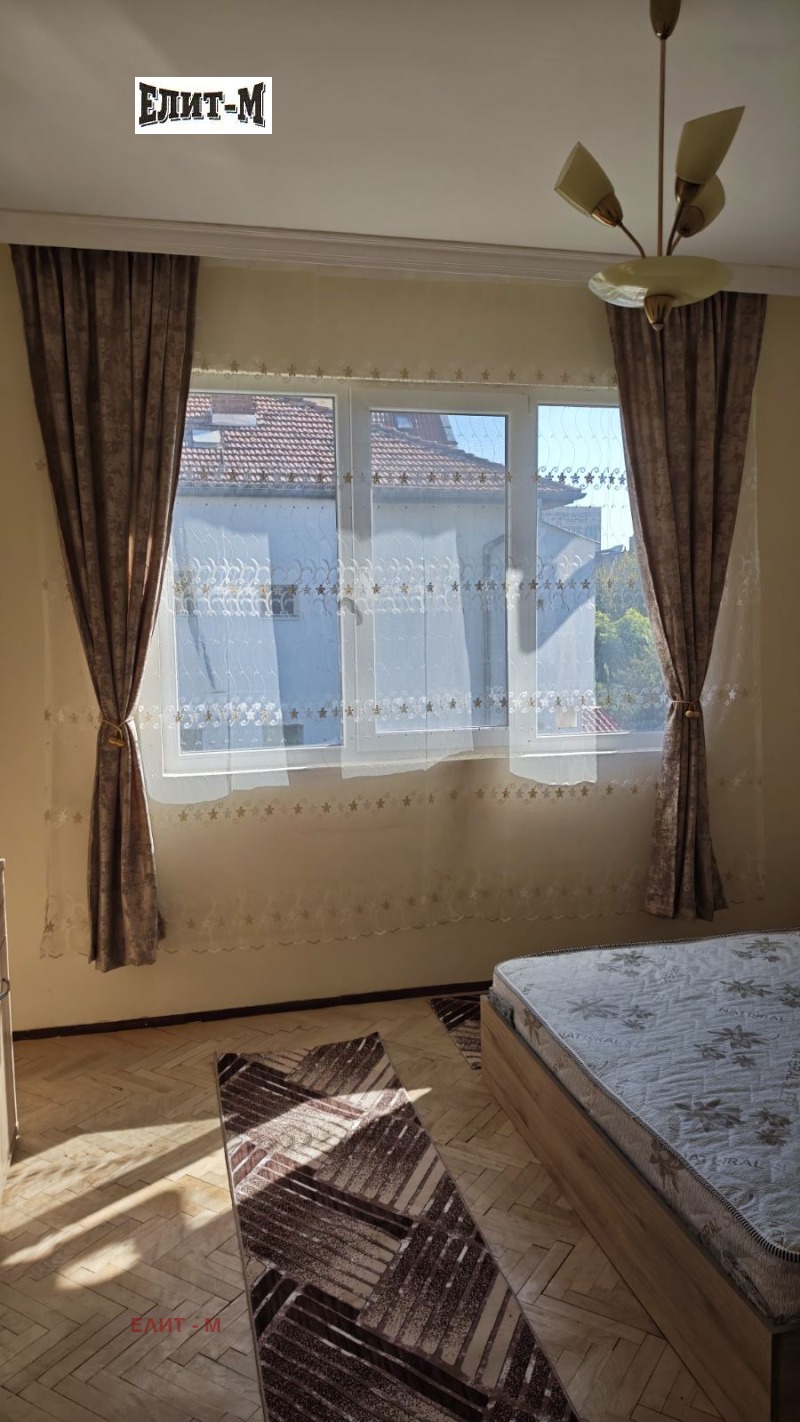Под наем 3-СТАЕН, град Плевен, Идеален център • 490 € • 71256647 1 — Holmes.bg Под наем 3-СТАЕН, град Плевен, Идеален център • 490 € • 71256647 1
