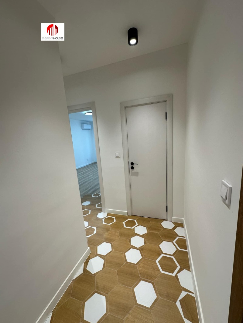 Под наем 3-СТАЕН, град София, Център • 900 € • 53228366 1 — Holmes.bg Под наем 3-СТАЕН, град София, Център • 900 € • 53228366 1