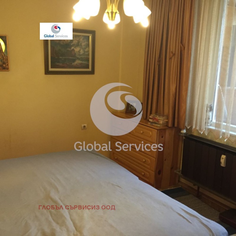 Под наем 3-СТАЕН, град София, Център • 750 € / 1466.87 лв. • 28960675 1 — Holmes.bg Под наем 3-СТАЕН, град София, Център • 750 € / 1466.87 лв. • 28960675 1