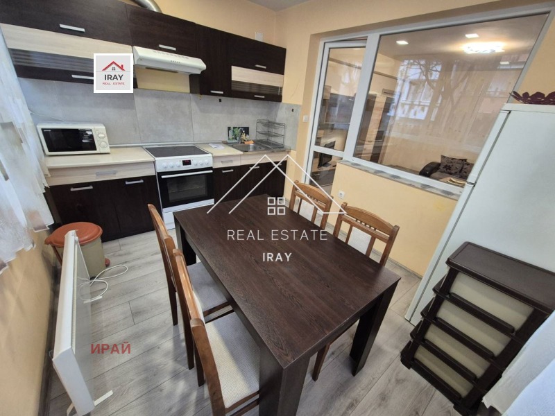 Под наем 3-СТАЕН, град Стара Загора, Център • 430 € • 63407935 1 — Holmes.bg Под наем 3-СТАЕН, град Стара Загора, Център • 430 € • 63407935 1