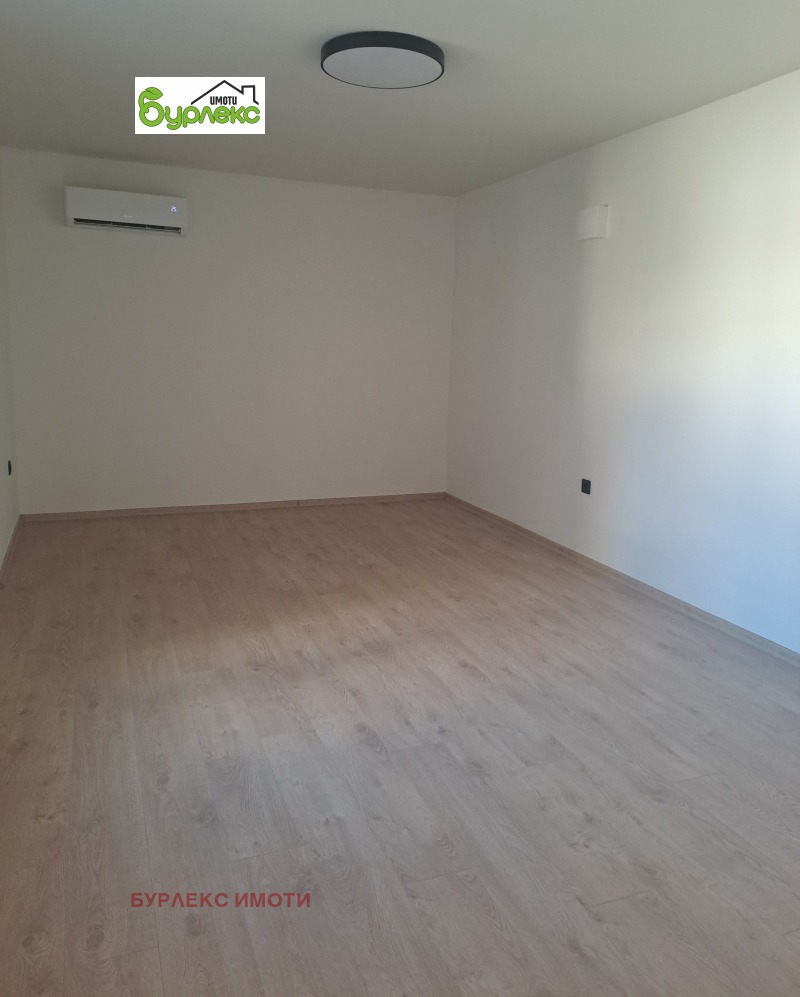 Под наем ОФИС, град Варна, Централна поща • 700 € • 95131654 1 — Holmes.bg Под наем ОФИС, град Варна, Централна поща • 700 € • 95131654 1