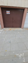 Под наем ГАРАЖ, ПАРКОМЯСТО, град Плевен, Идеален център • 250 лв. / 127.82 € • 55983319 2 — Holmes.bg Под наем ГАРАЖ, ПАРКОМЯСТО, град Плевен, Идеален център • 250 лв. / 127.82 € • 55983319 2