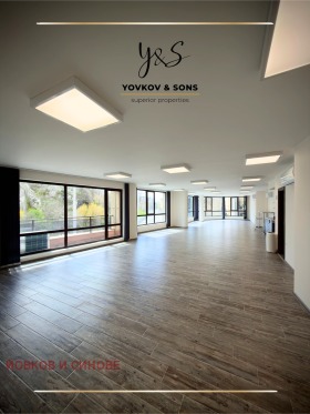 Обява Дава под наем ОФИС,град Пловдив, Център>