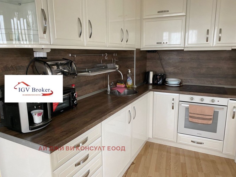 Под наем 3-СТАЕН, град София, Люлин 8 • 700 € / 1369.08 лв. • 21664982 1 — Holmes.bg Под наем 3-СТАЕН, град София, Люлин 8 • 700 € / 1369.08 лв. • 21664982 1