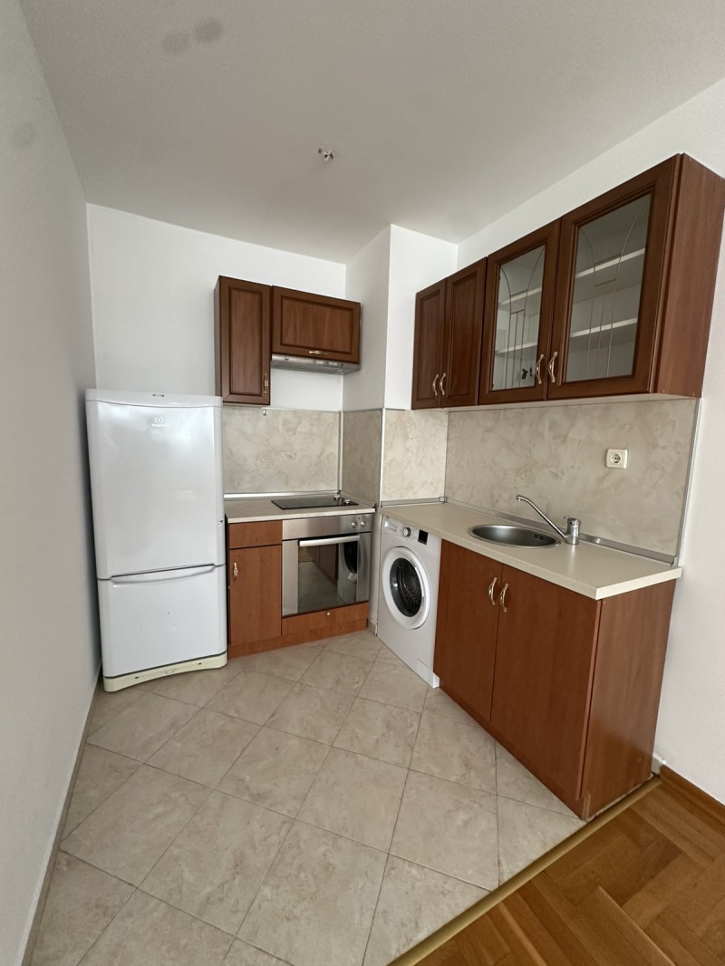 Под наем 2-СТАЕН, град София, Младост 2 • 549 € • 69887828 1 — Holmes.bg Под наем 2-СТАЕН, град София, Младост 2 • 549 € • 69887828 1
