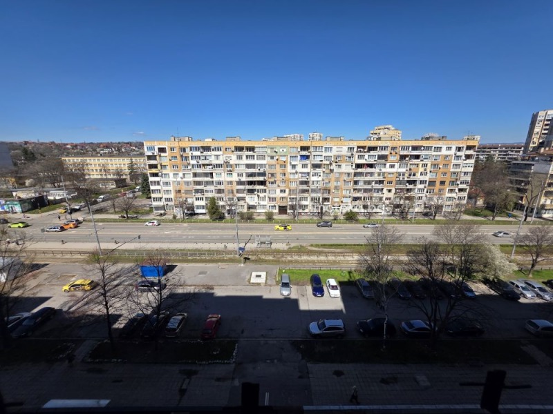 Под наем 3-СТАЕН, град София, Красна поляна 3 • 500 € / 977.91 лв. • 18481195 1 — Holmes.bg Под наем 3-СТАЕН, град София, Красна поляна 3 • 500 € / 977.91 лв. • 18481195 1