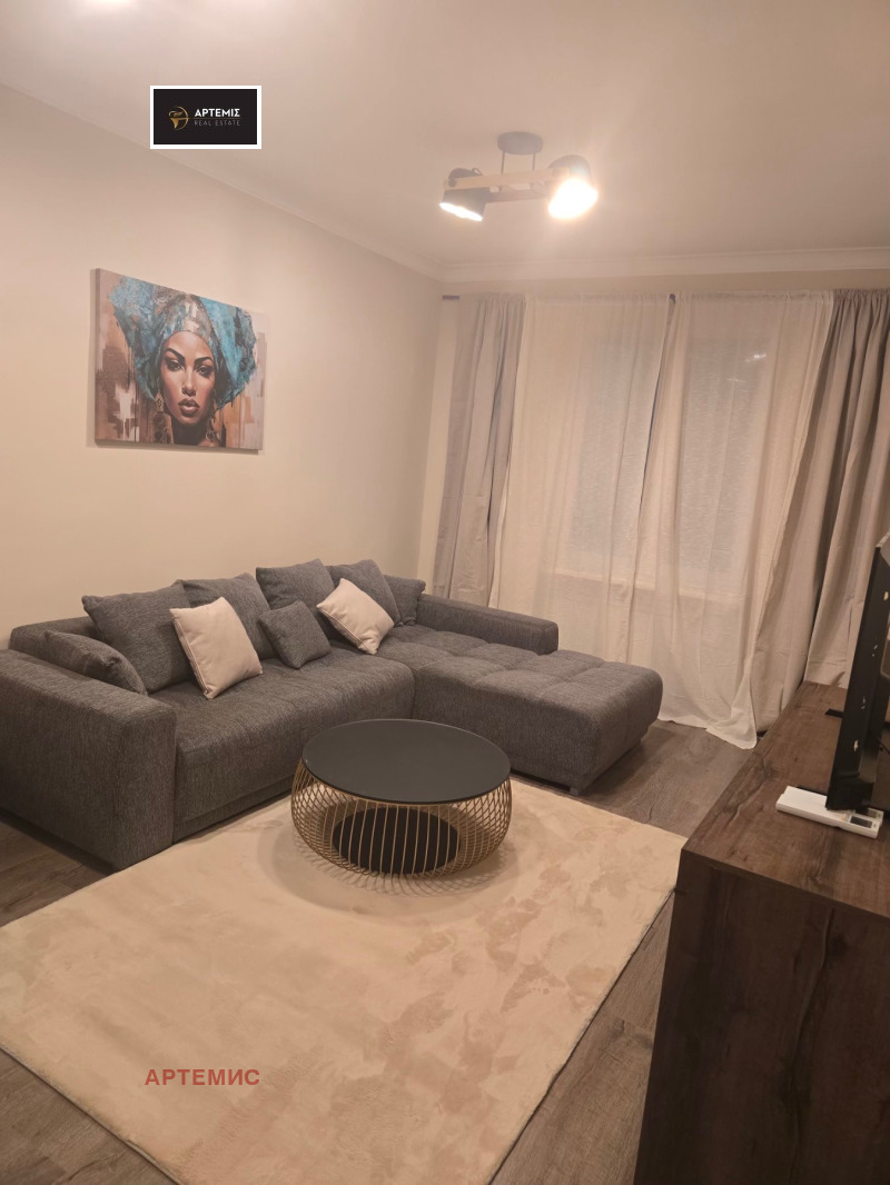 Под наем 2-СТАЕН, град София, Център • 800 € • 44000815 1 — Holmes.bg Под наем 2-СТАЕН, град София, Център • 800 € • 44000815 1