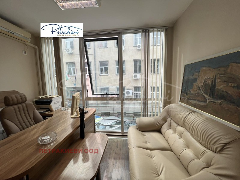 Под наем ОФИС, град Бургас, Център • 300 € • 91982419 1 — Holmes.bg Под наем ОФИС, град Бургас, Център • 300 € • 91982419 1