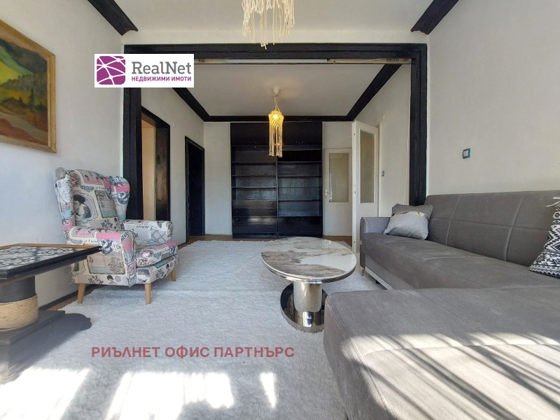Под наем 3-СТАЕН, град София, Център • 700 € • 58061570 1 — Holmes.bg Под наем 3-СТАЕН, град София, Център • 700 € • 58061570 1