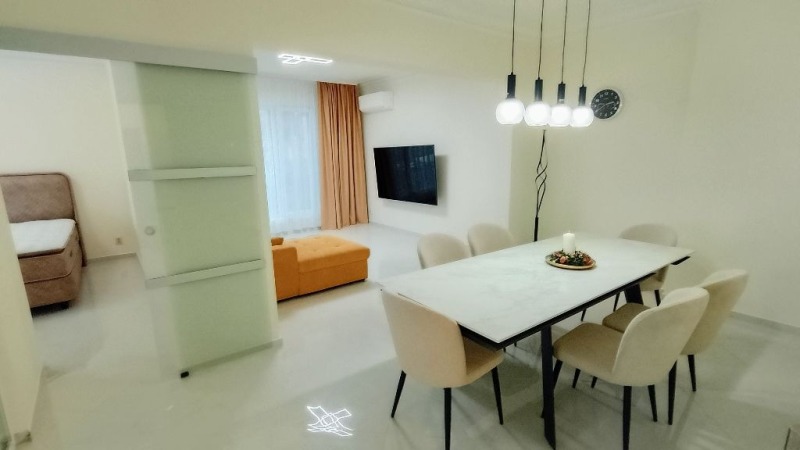 Под наем 3-СТАЕН, град София, Център • 990 € • 85247233 1 — Holmes.bg Под наем 3-СТАЕН, град София, Център • 990 € • 85247233 1