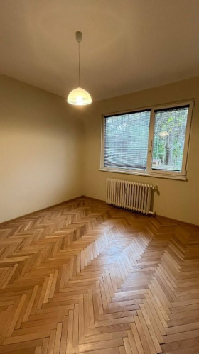 ОФИС, 50 m2 - Holmes.bg ОФИС, 50 m2