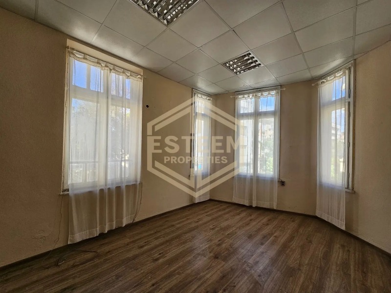 Под наем ОФИС, град Русе, Център • 140 € • 96162443 1 — Holmes.bg Под наем ОФИС, град Русе, Център • 140 € • 96162443 1