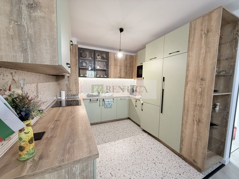 Под наем 3-СТАЕН, град Варна, Бриз • 1350 € / 2640.37 лв. • 18375948 1 — Holmes.bg Под наем 3-СТАЕН, град Варна, Бриз • 1350 € / 2640.37 лв. • 18375948 1