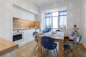 3-СТАЕН, 99 m2 - Holmes.bg 3-СТАЕН, 99 m2