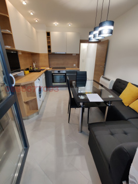 3-СТАЕН, 72 m2 - Holmes.bg 3-СТАЕН, 72 m2