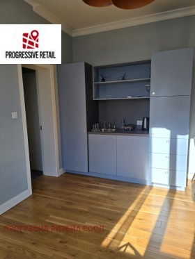 Обява Дава под наем ОФИС,град София, Докторски паметник