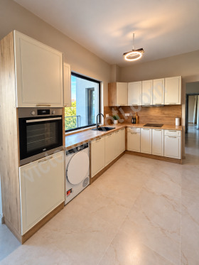 3-СТАЕН, 92 m2 - Holmes.bg 3-СТАЕН, 92 m2