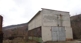 Продажба на промишлени помещения в град Благоевград - изображение 4 