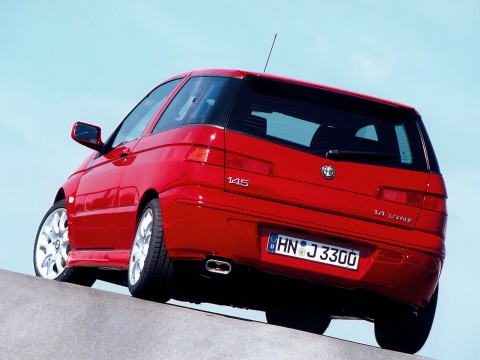 Technical specifications and characteristics for【Alfa Romeo 145 (930)】