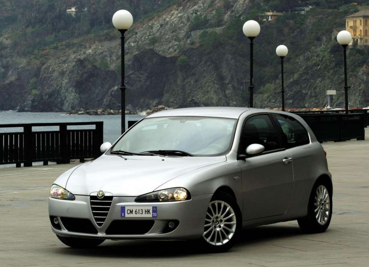 2001 Alfa Romeo 147 5-doors 1.9 JTD (115 PS)  Technische Daten, Verbrauch,  Spezifikationen, Maße