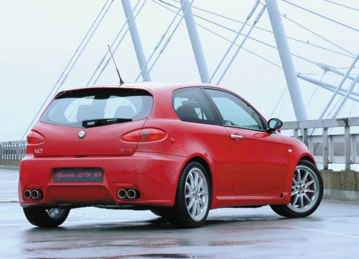 Alfa Romeo 147 - Оценки, Мнения, Употребявани автомобили