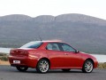 Alfa Romeo 156 156 II 1.8 i 16V T.Spark (140 Hp) full technical specifications and fuel consumption