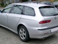 Alfa Romeo 156 156 Sport Wagon 2.0 JTS (165 Hp) full technical specifications and fuel consumption
