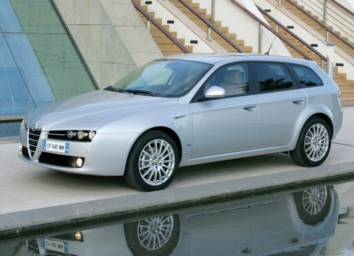 Alfa Romeo 159 Sportwagon technical specifications and fuel
