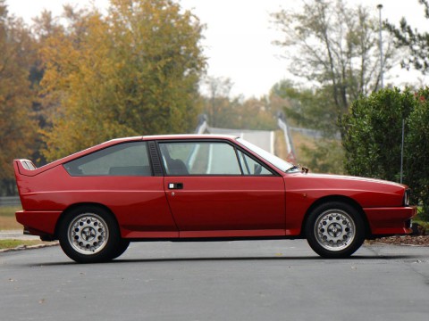 Technical specifications and characteristics for【Alfa Romeo Alfasud Sprint (902.A)】