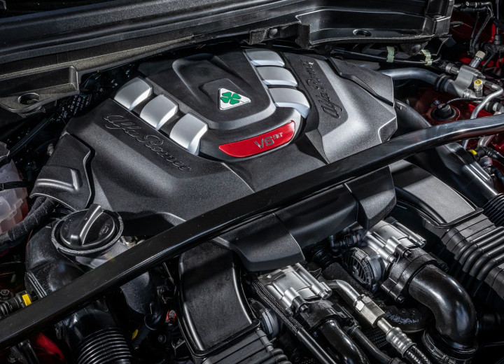 Specificații tehnice pentru Alfa Romeo Stelvio - picture 19