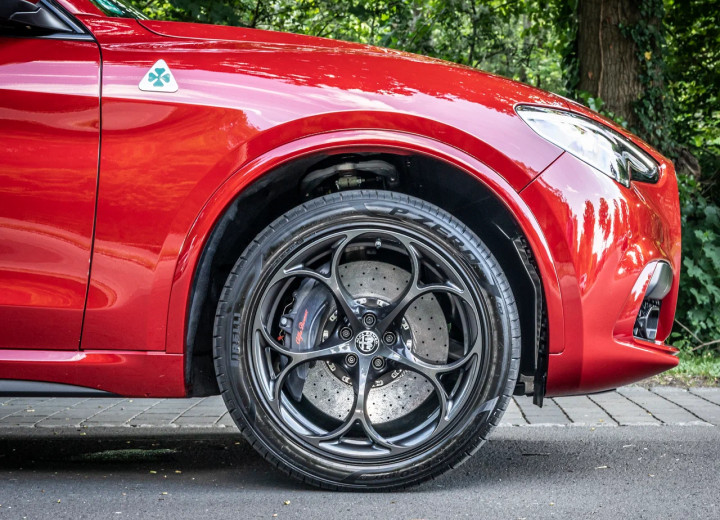 Specificații tehnice pentru Alfa Romeo Stelvio - picture 20