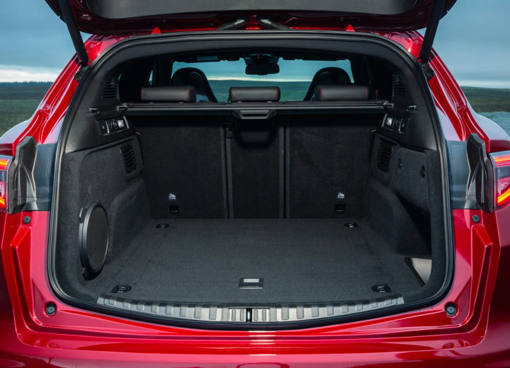 Specificații tehnice pentru Alfa Romeo Stelvio - picture 15