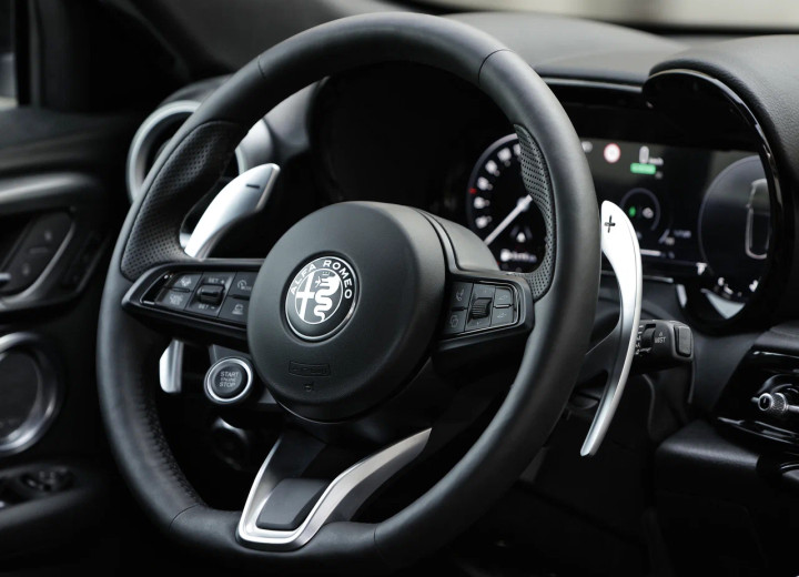 Technical specifications and characteristics for【Alfa Romeo Tonale】 - picture 9