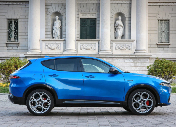Technical specifications and characteristics for【Alfa Romeo Tonale】 - picture 2
