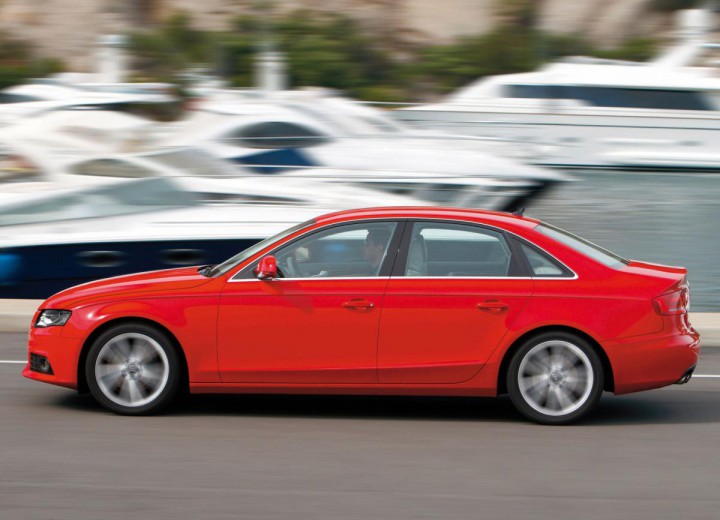 File:Audi A4 B8 in red (33928061204).jpg - Wikimedia Commons