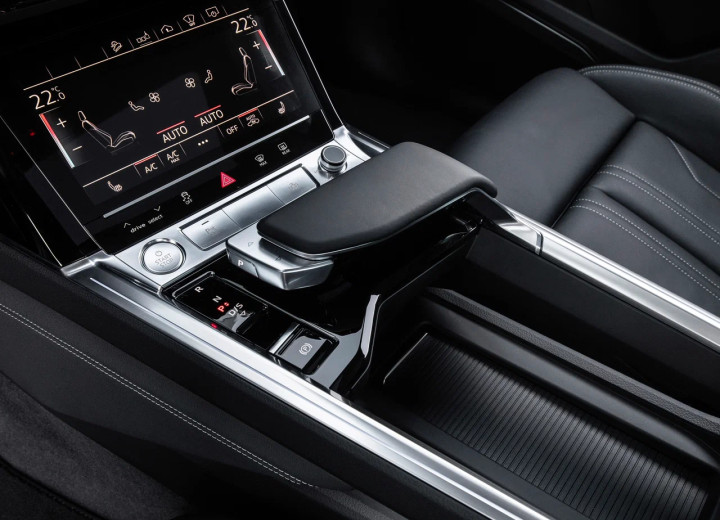 Caratteristiche tecniche di Audi e-tron - picture 12