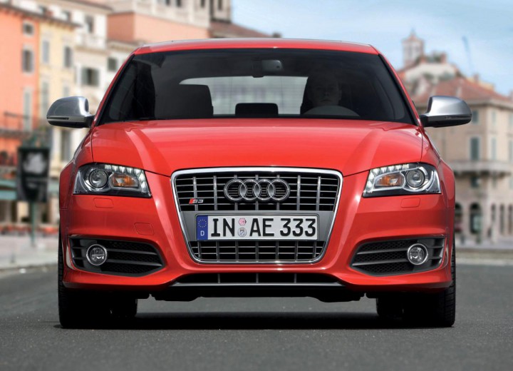 Audi S3 S3 (8P) • 2.0 (265 Hp) especificaciones técnicas y consumo de  combustible — AutoData24.com