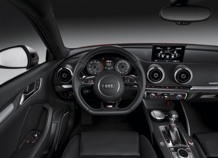 Audi S3 (8V) especificaciones técnicas y gasto de combustible — AutoData24. com