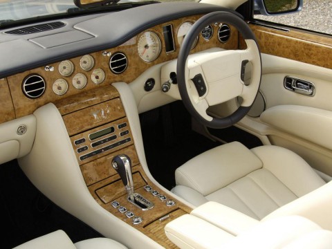 Technical specifications and characteristics for【Bentley Azure II】