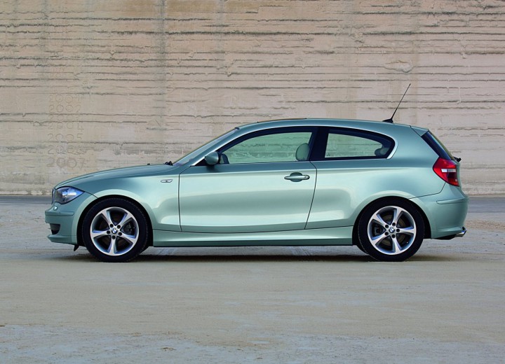 BMW 1er 1er (E81) • 116i (122 Hp) caractéristiques techniques et