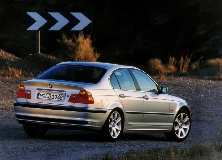  BMW 3er 3er (E4 ) • d ( Hp) especificaciones técnicas y consumo de combustible — AutoData2 .com