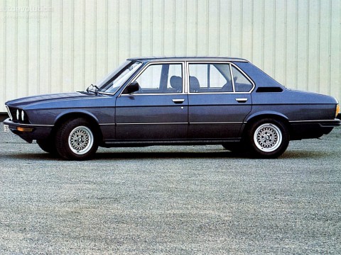 Technical specifications and characteristics for【BMW 5er (E12)】