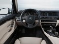 Technical specifications and characteristics for【BMW 5er Sedan (F10)】