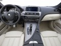  Caractéristiques techniques complètes et consommation de carburant de BMW 6er 6er coupe (F12) 640i (320 Hp)